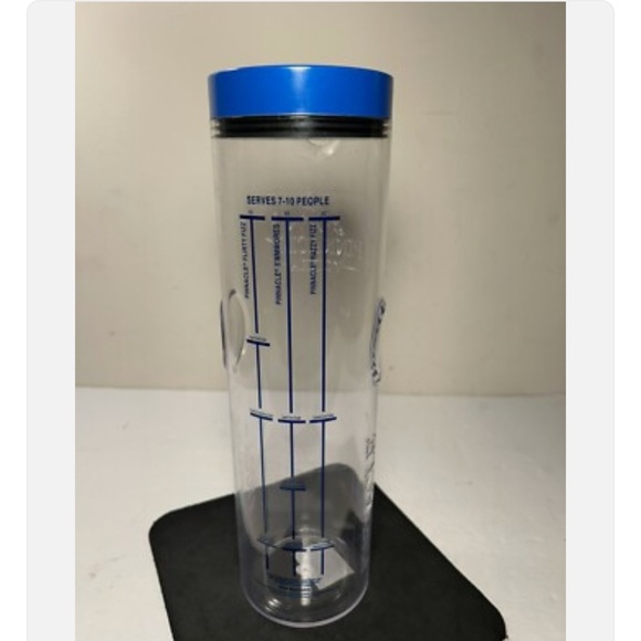 Pinnacle vodka shaker - Picture 2 of 6